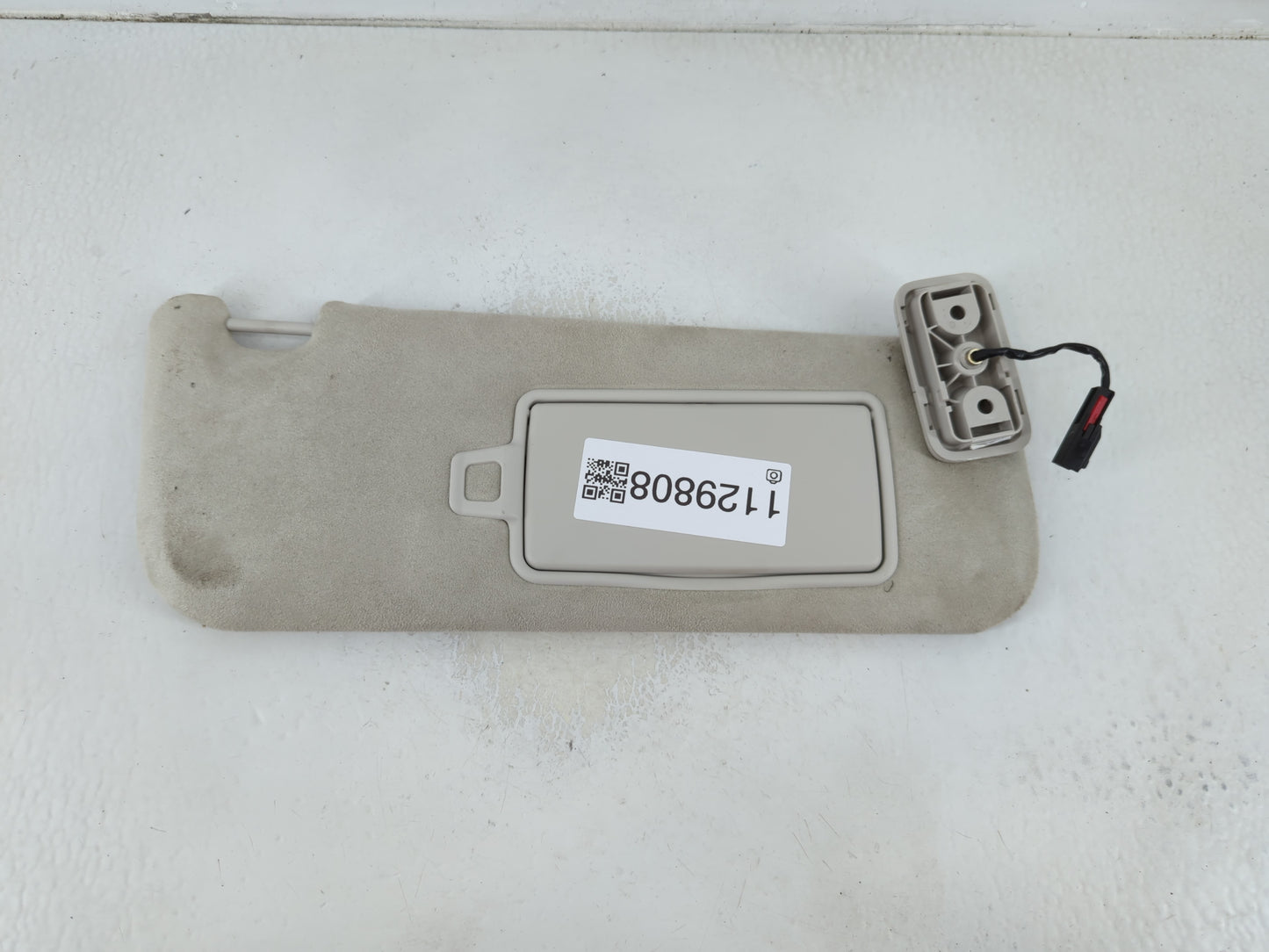 2017-2020 Jaguar F-Pace Sun Visor Shade Replacement Passenger Right Mirror Fits Fits 2017 2018 2019 2020 OEM Used Auto Parts