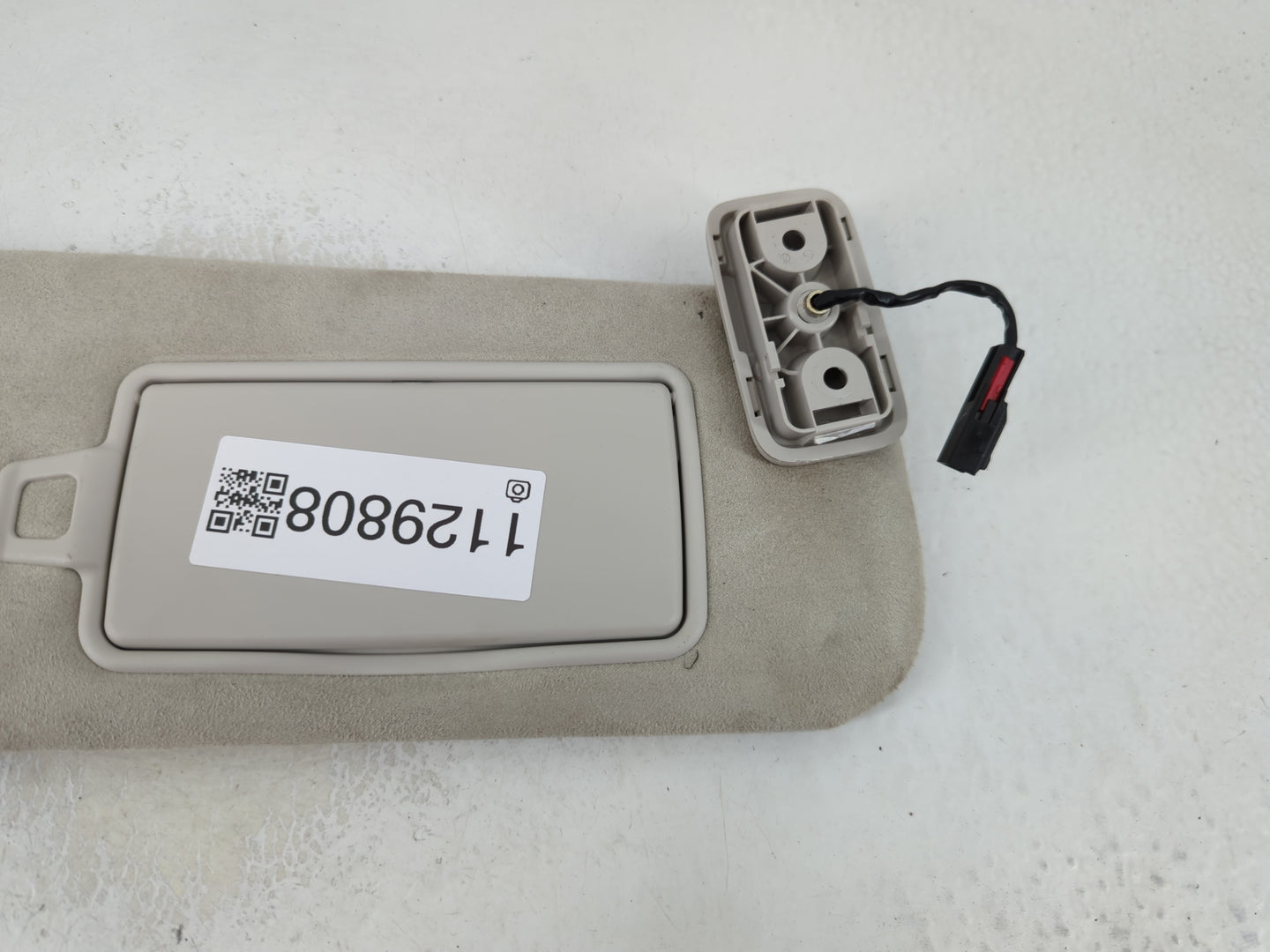 2017-2020 Jaguar F-Pace Sun Visor Shade Replacement Passenger Right Mirror Fits Fits 2017 2018 2019 2020 OEM Used Auto Parts