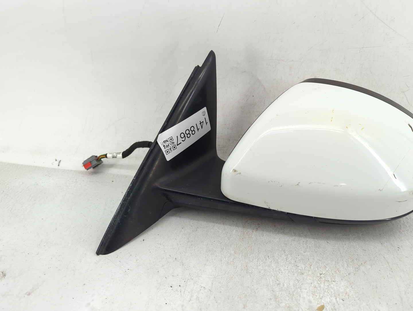 2017-2020 Jaguar F-Pace Driver Side View Mirror - Left Door Mirror OEM Used - Oemusedautoparts1.com