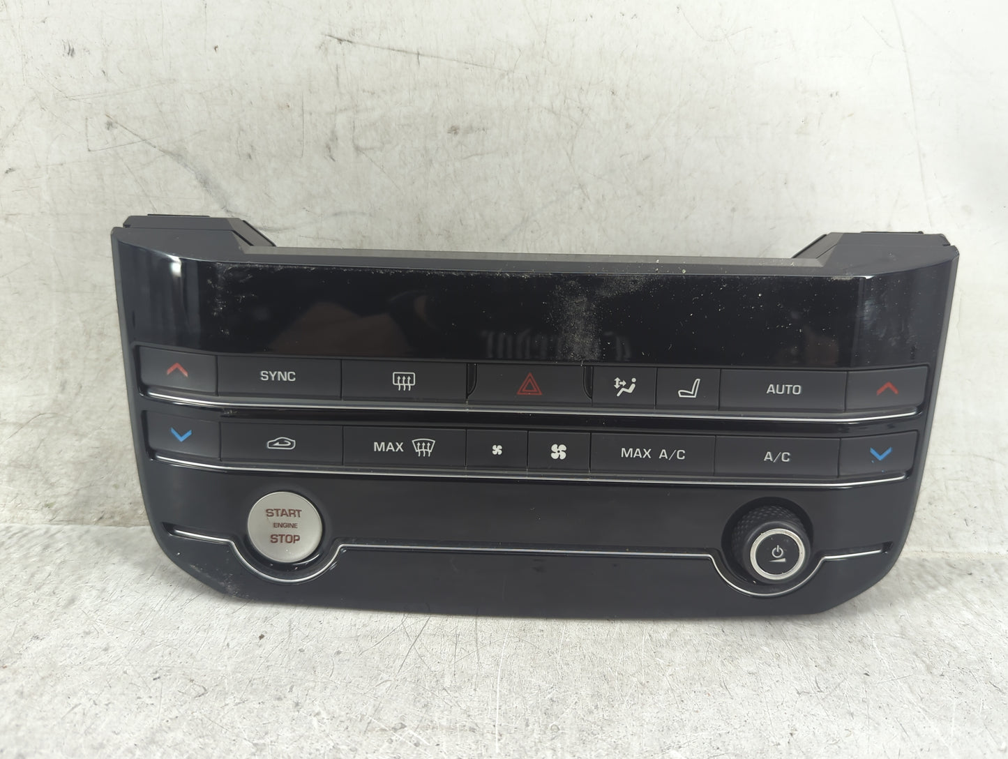 2019-2020 Jaguar F-Pace Climate Control Module Temperature AC/Heater Replacement P/N:KX63-18C858-RB Fits Fits 2019 2020 OEM 