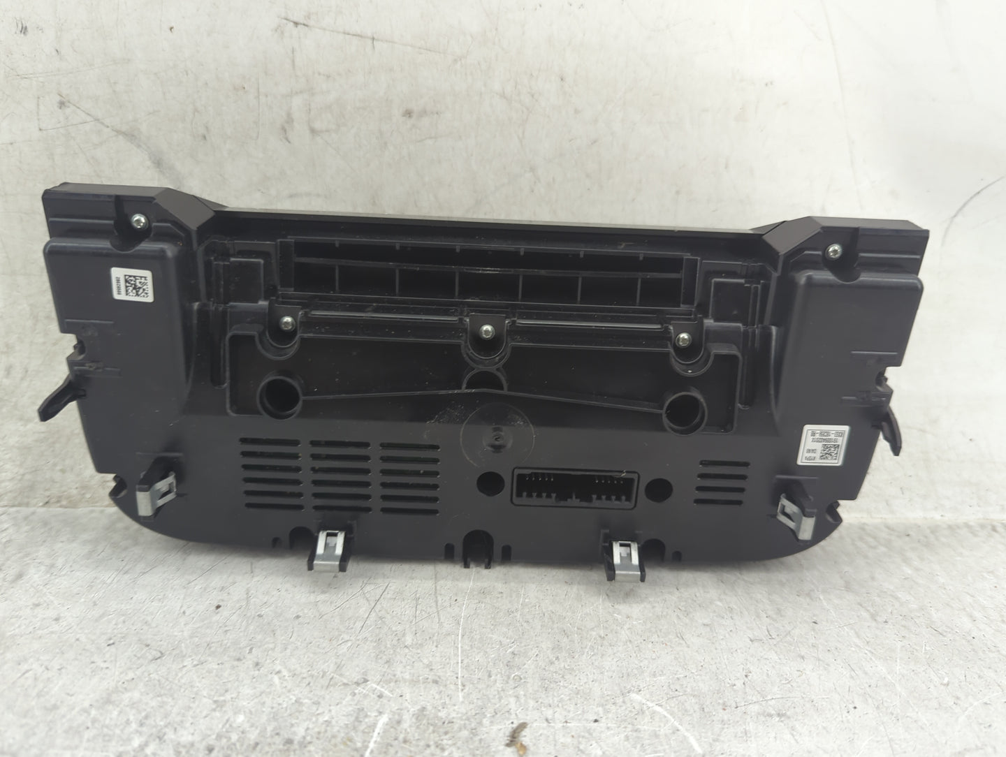 2019-2020 Jaguar F-Pace Climate Control Module Temperature AC/Heater Replacement P/N:KX63-18C858-RB Fits Fits 2019 2020 OEM 