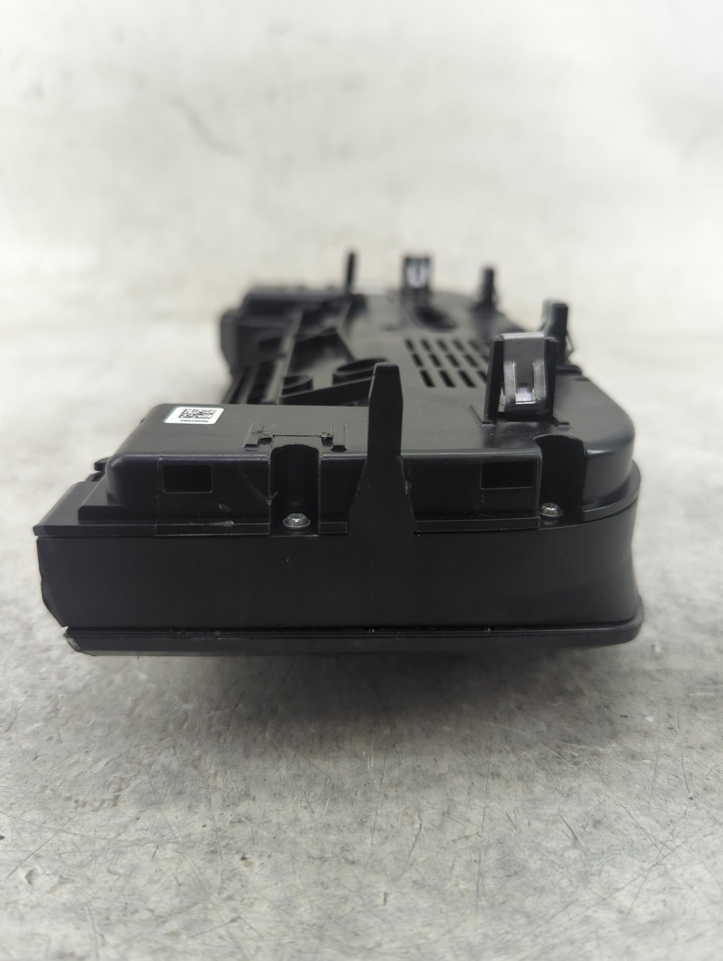 2019-2020 Jaguar F-Pace Climate Control Module Temperature AC/Heater Replacement P/N:KX63-18C858-RB Fits Fits 2019 2020 OEM 