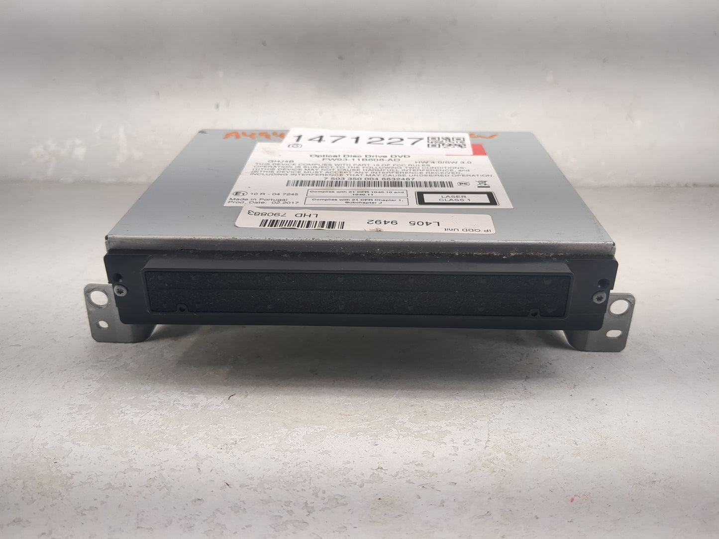 2017-2020 Jaguar F-Pace Radio AM FM Cd Player Receiver Replacement P/N:FW93-11B608-AD GHJ4B Fits Fits 2016 2017 2018 2019 20