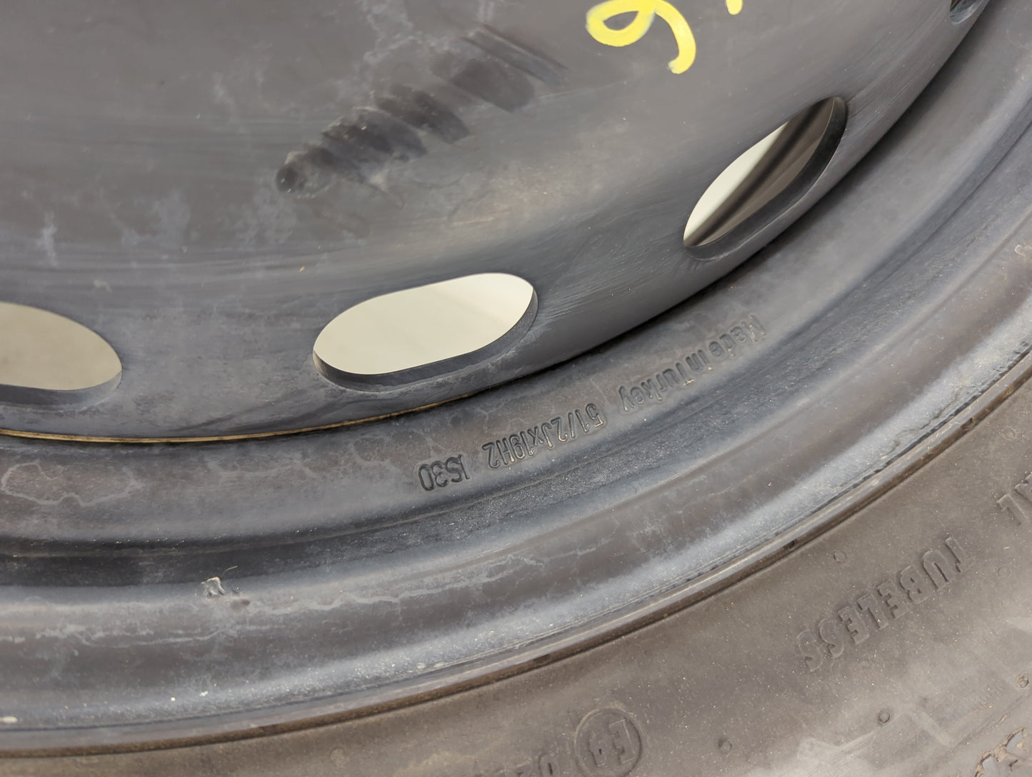 2019-2022 Jaguar F-pace Spare Donut Tire Wheel Rim Oem - Oemusedautoparts1.com