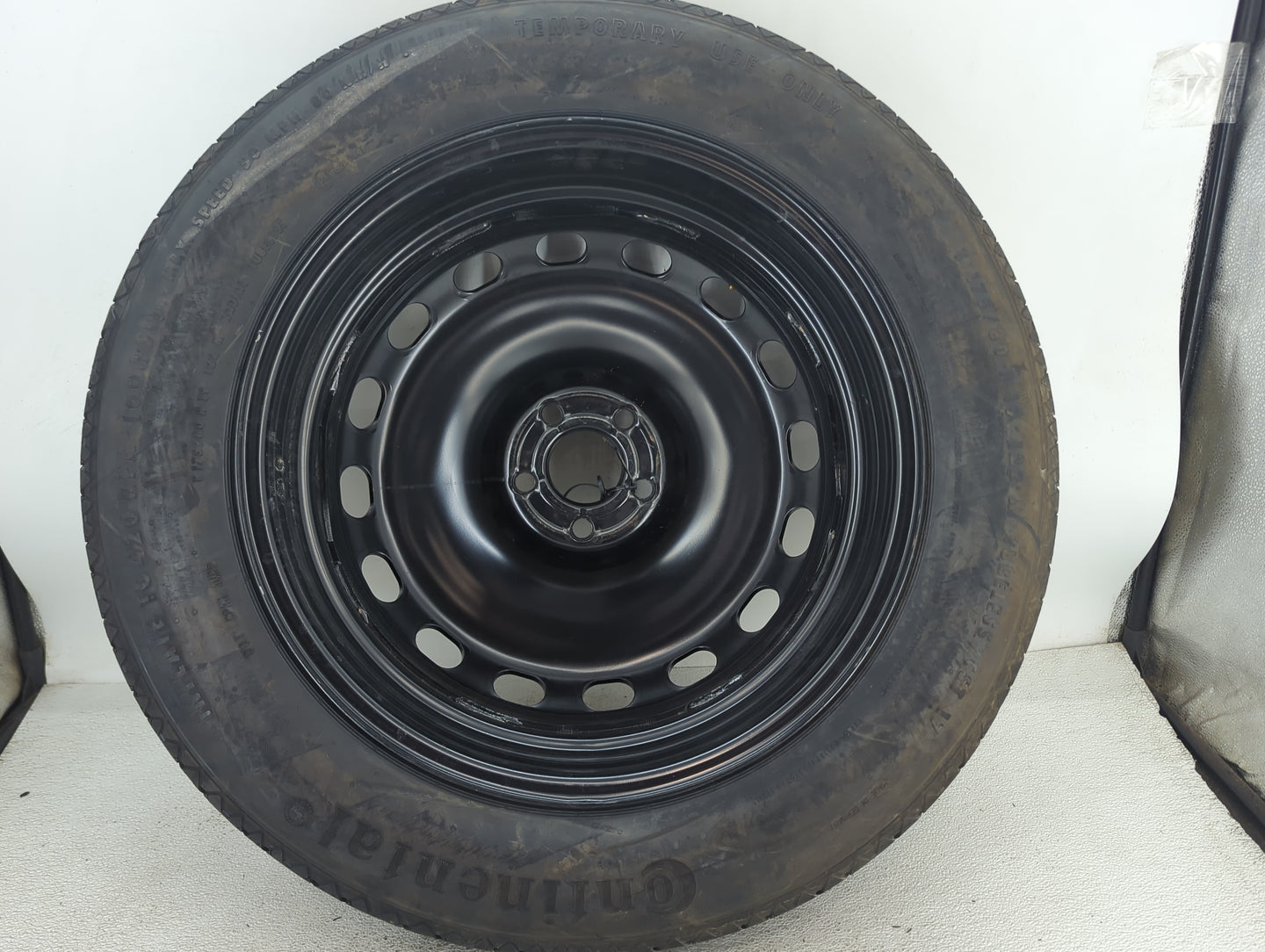 2019-2022 Jaguar F-pace Spare Donut Tire Wheel Rim Oem - Oemusedautoparts1.com