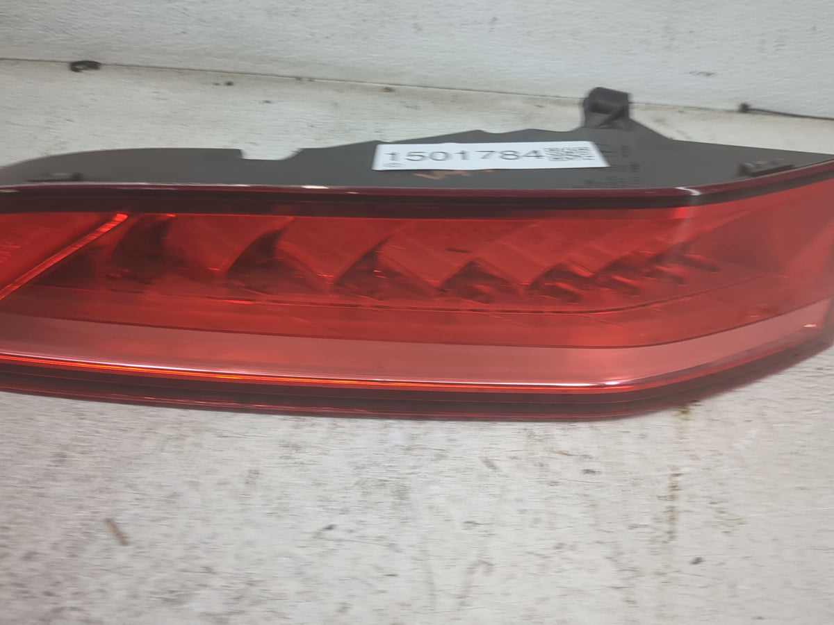 2017-2020 Jaguar F-pace Driver Left Side Deck Lid Mounted Tail Light - Oemusedautoparts1.com