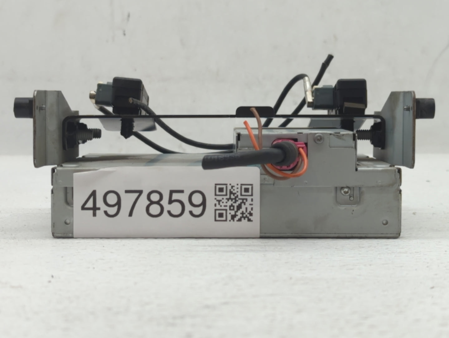 2017-2020 Jaguar F-Pace Radio AM FM Cd Player Receiver Replacement P/N:FW93-11B608-AD GX63-18K812-DE Fits OEM Used Auto Part