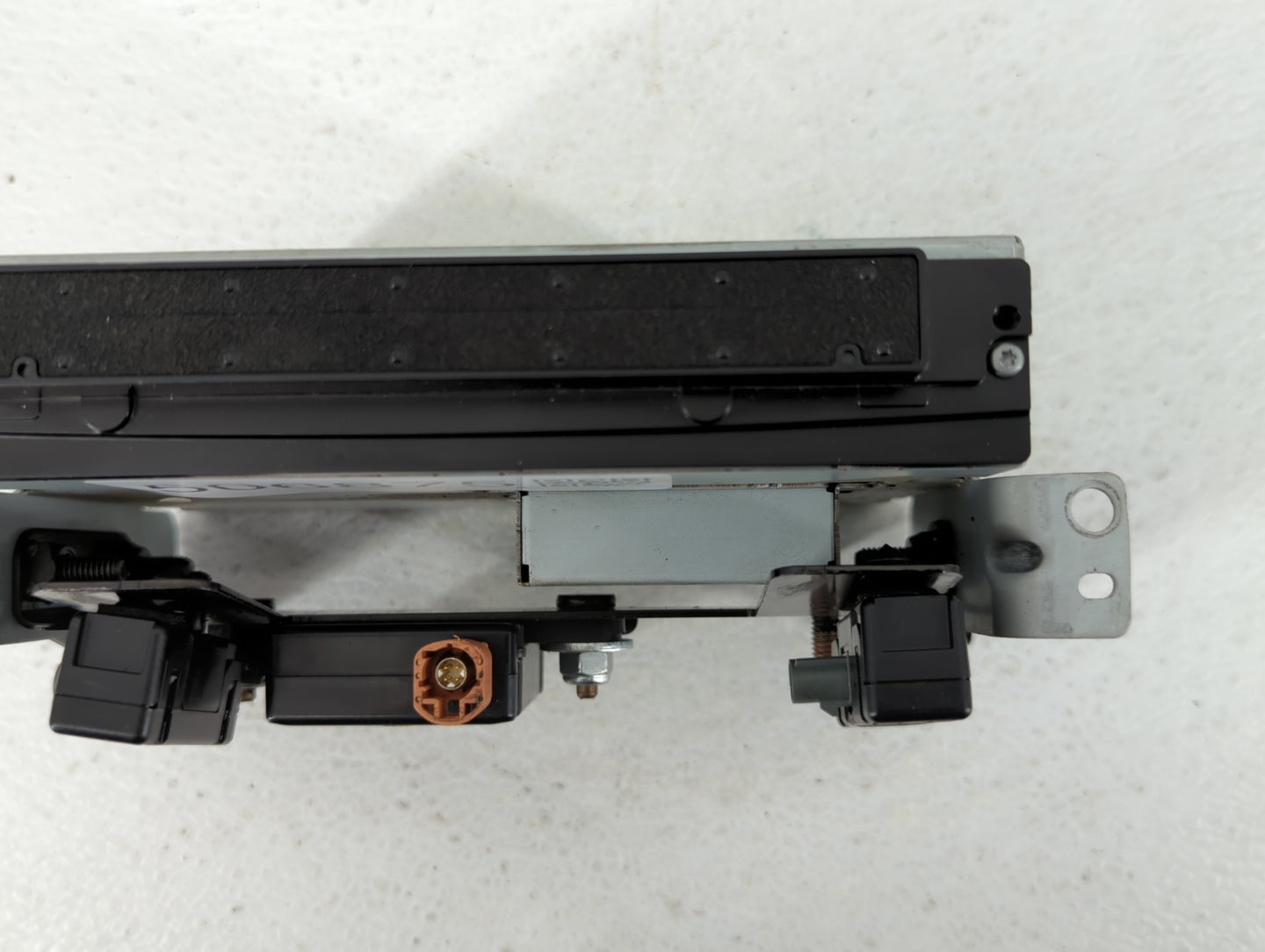 2017-2020 Jaguar F-pace Am Fm Cd Player Radio Receiver - Oemusedautoparts1.com