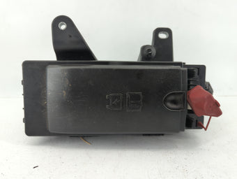 compare product 2020 Jaguar F-Pace Fusebox Fuse Box Panel Relay Module P/N:P00147268 GX73-14A076-AA Fits OEM Used Auto Parts