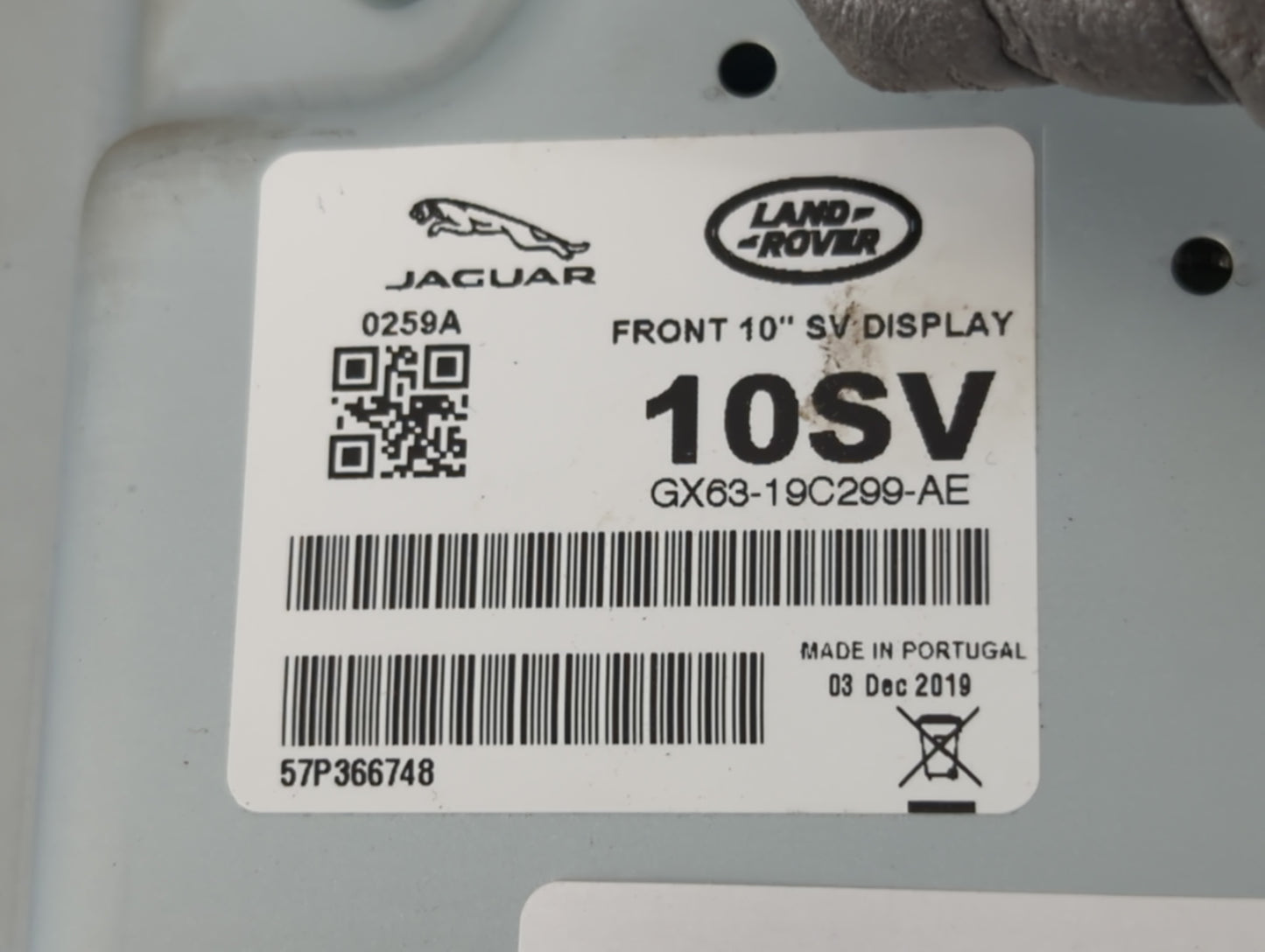 2020-2020 Jaguar F-pace Information Display Screen - Oemusedautoparts1.com