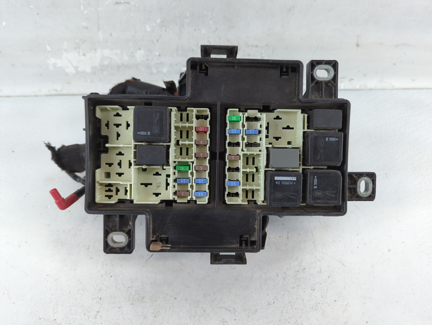 2020 Jaguar I-Pace Fusebox Fuse Box Panel Relay Module P/N:J9D3-14A076-CA Fits OEM Used Auto Parts - Oemusedautoparts1.com