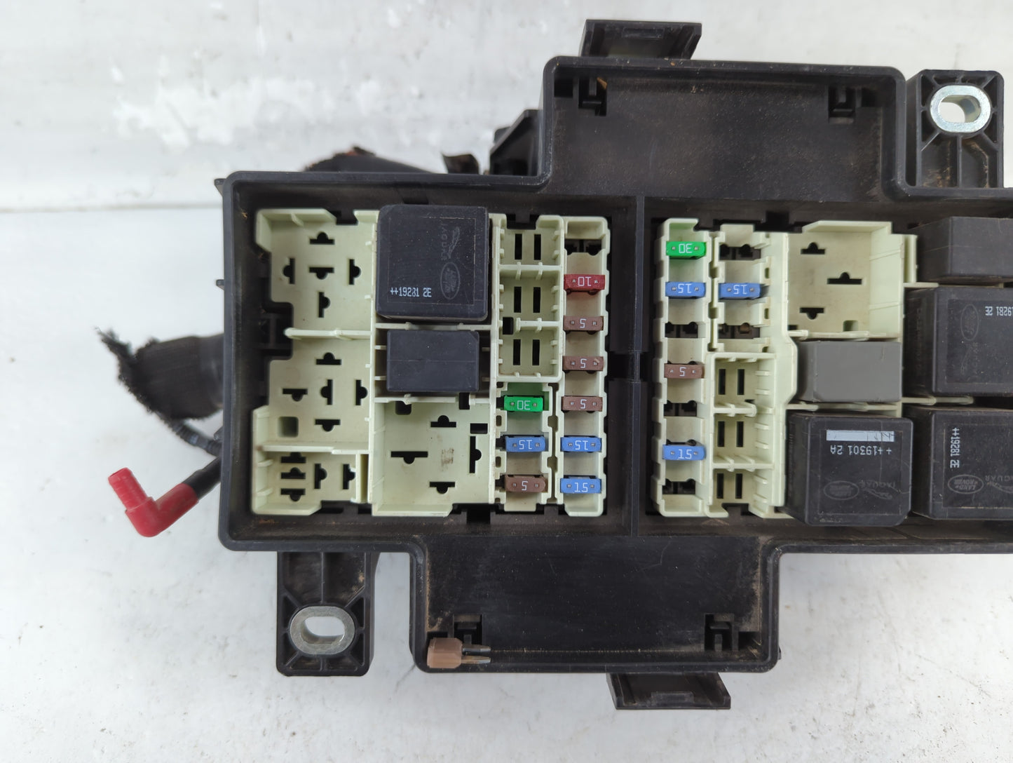 2020 Jaguar I-Pace Fusebox Fuse Box Panel Relay Module P/N:J9D3-14A076-CA Fits OEM Used Auto Parts - Oemusedautoparts1.com