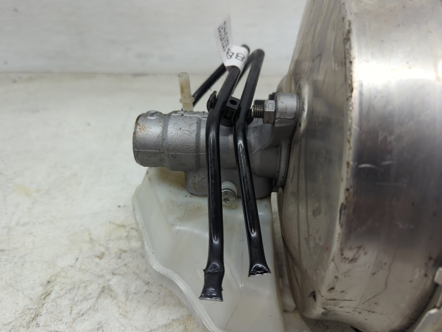 2020 Jaguar Xe Power Brake Booster Oem - Oemusedautoparts1.com