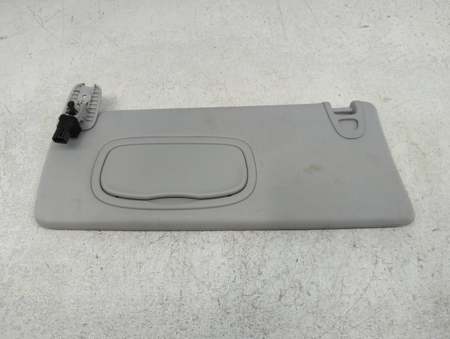 2019-2022 Jeep Cherokee Sun Visor Shade Replacement Driver Left Mirror Fits Fits 2019 2020 2021 2022 OEM Used Auto Parts - O