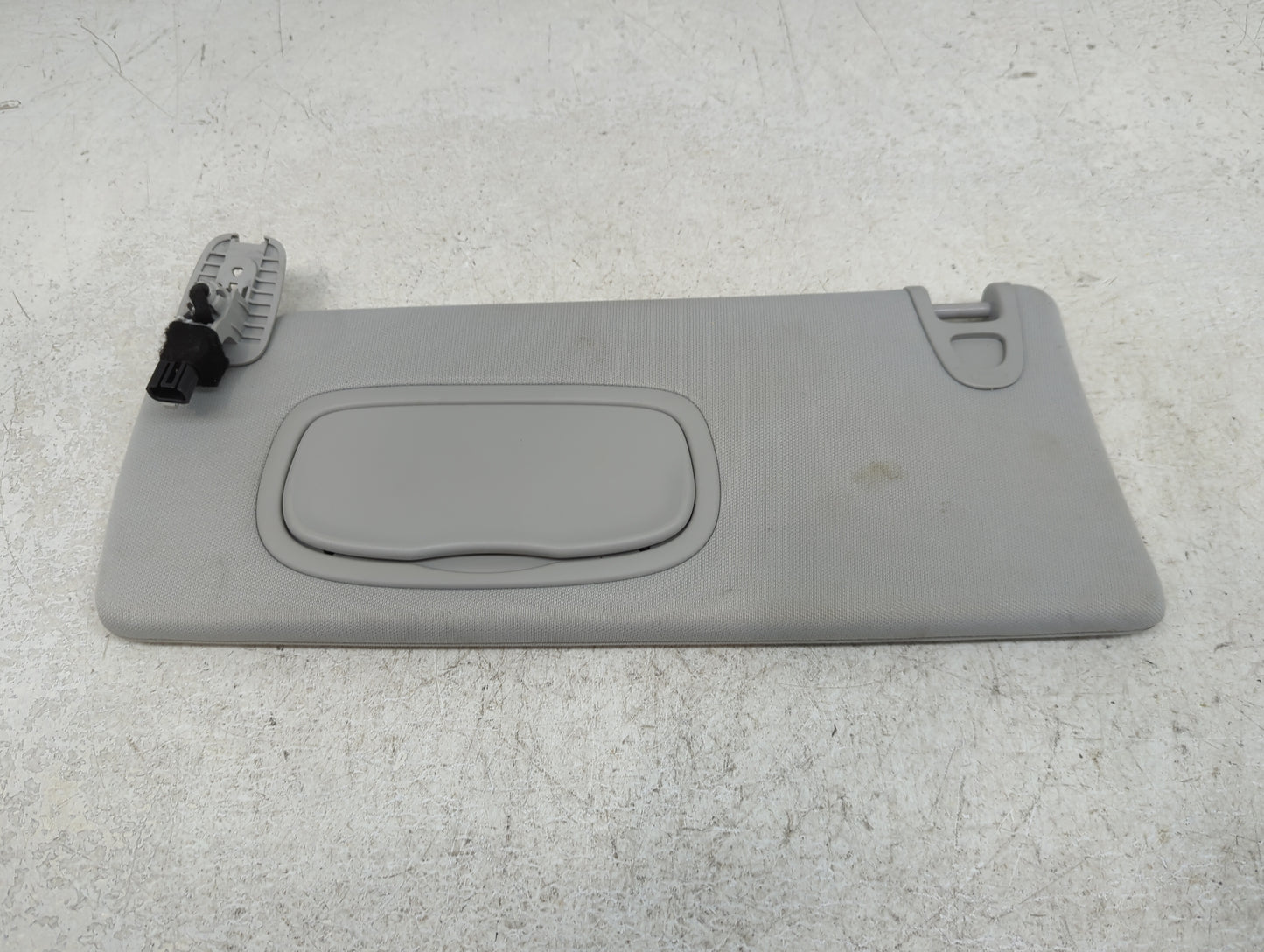 2019-2022 Jeep Cherokee Sun Visor Shade Replacement Driver Left Mirror Fits Fits 2019 2020 2021 2022 OEM Used Auto Parts - O