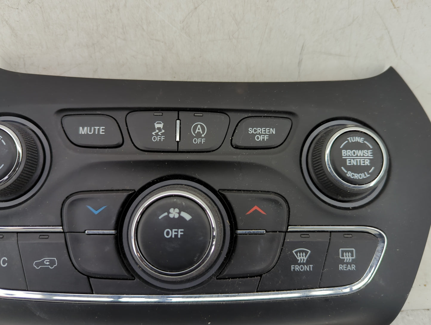 2019-2022 Jeep Cherokee Climate Control Module Temperature AC/Heater Replacement P/N:68285938AE Fits Fits 2019 2020 2021 202
