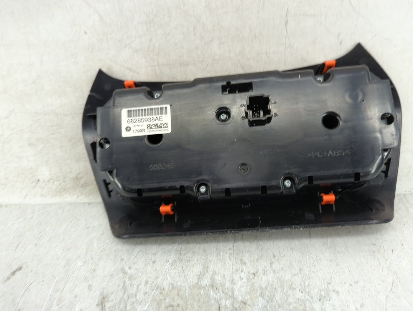 2019-2022 Jeep Cherokee Climate Control Module Temperature AC/Heater Replacement P/N:68285938AE Fits Fits 2019 2020 2021 202
