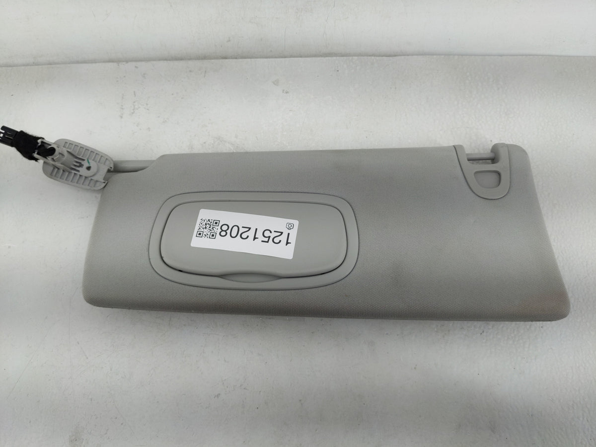 2020 Jeep Cherokee Sun Visor Shade Replacement Driver Left Mirror Fits OEM Used Auto Parts - Oemusedautoparts1.com