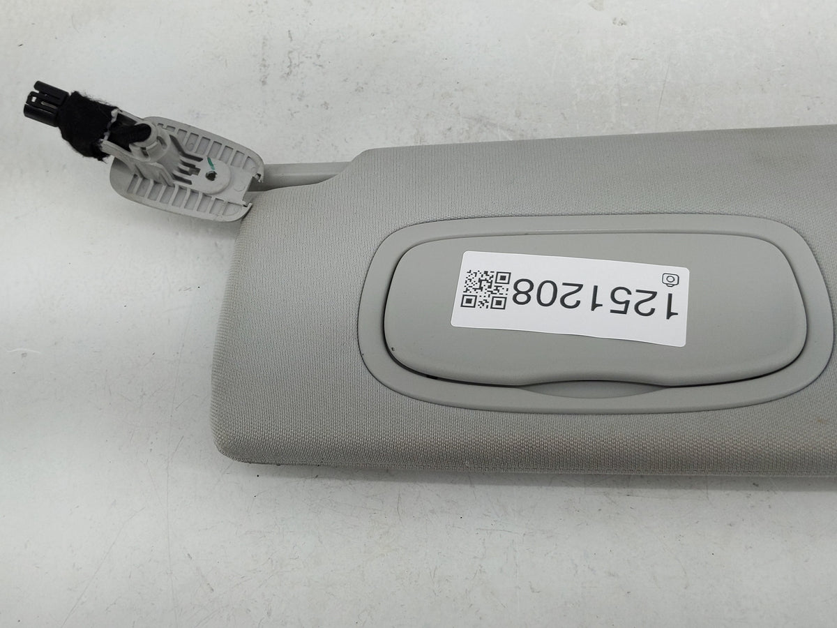 2020 Jeep Cherokee Sun Visor Shade Replacement Driver Left Mirror Fits OEM Used Auto Parts - Oemusedautoparts1.com
