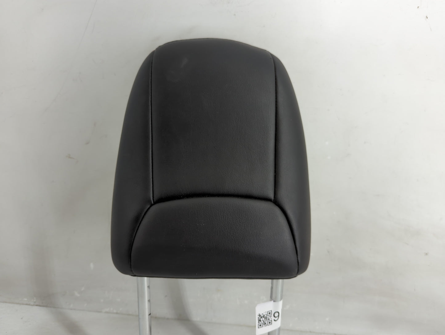 2020 Jeep Cherokee Headrest Head Rest Front Driver Passenger Seat Fits OEM Used Auto Parts - Oemusedautoparts1.com