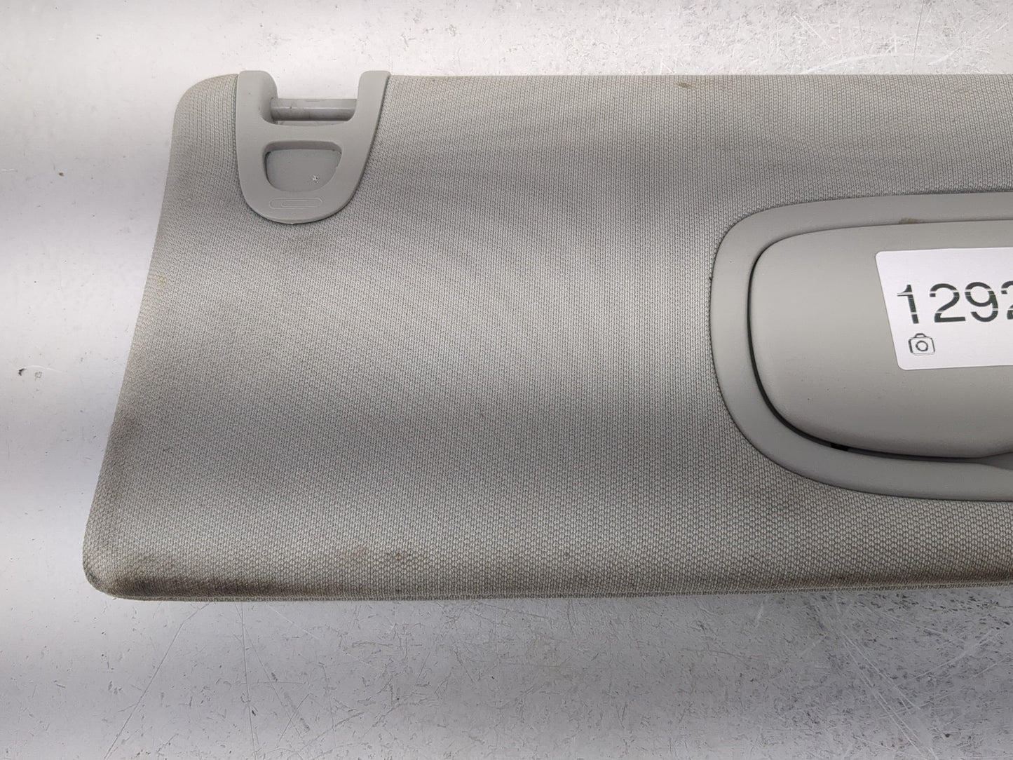 2019-2022 Jeep Cherokee Sun Visor Shade Replacement Passenger Right Mirror Fits Fits 2019 2020 2021 2022 OEM Used Auto Parts