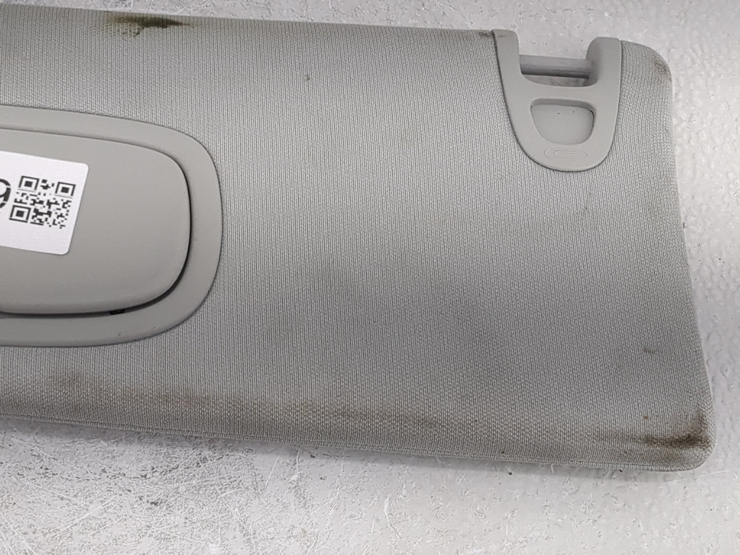 2019-2022 Jeep Cherokee Sun Visor Shade Replacement Passenger Right Mirror Fits Fits 2019 2020 2021 2022 OEM Used Auto Parts