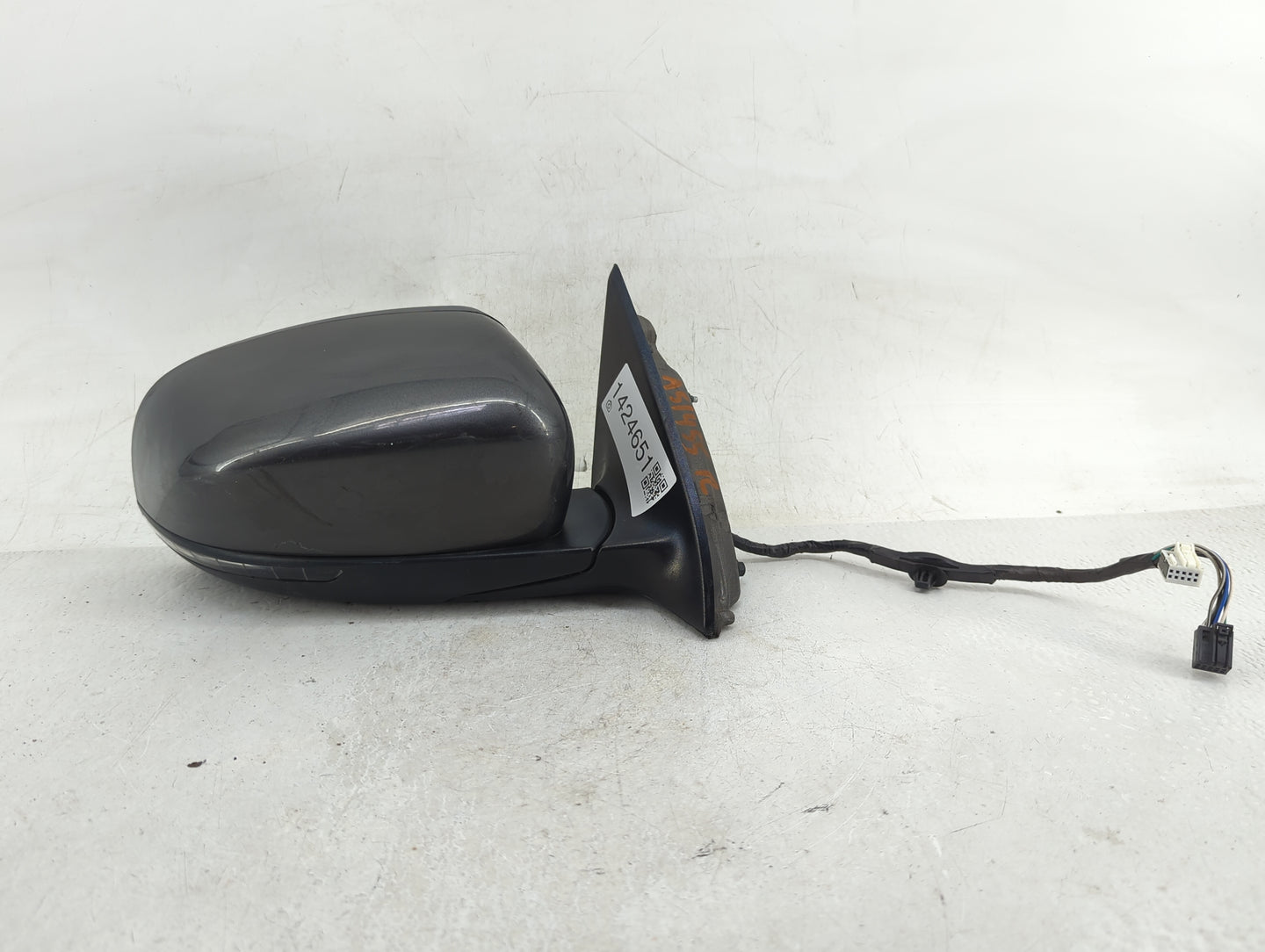 2014-2021 Jeep Cherokee Passenger Side View Mirror - Right Door Mirror OEM Used - Oemusedautoparts1.com