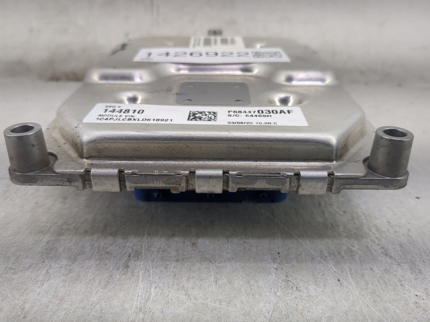 2019-2020 Jeep Cherokee PCM Engine Control Computer ECU ECM PCU OEM P/N:P68447030AF P68397063AA Fits Fits 2019 2020 OEM Used