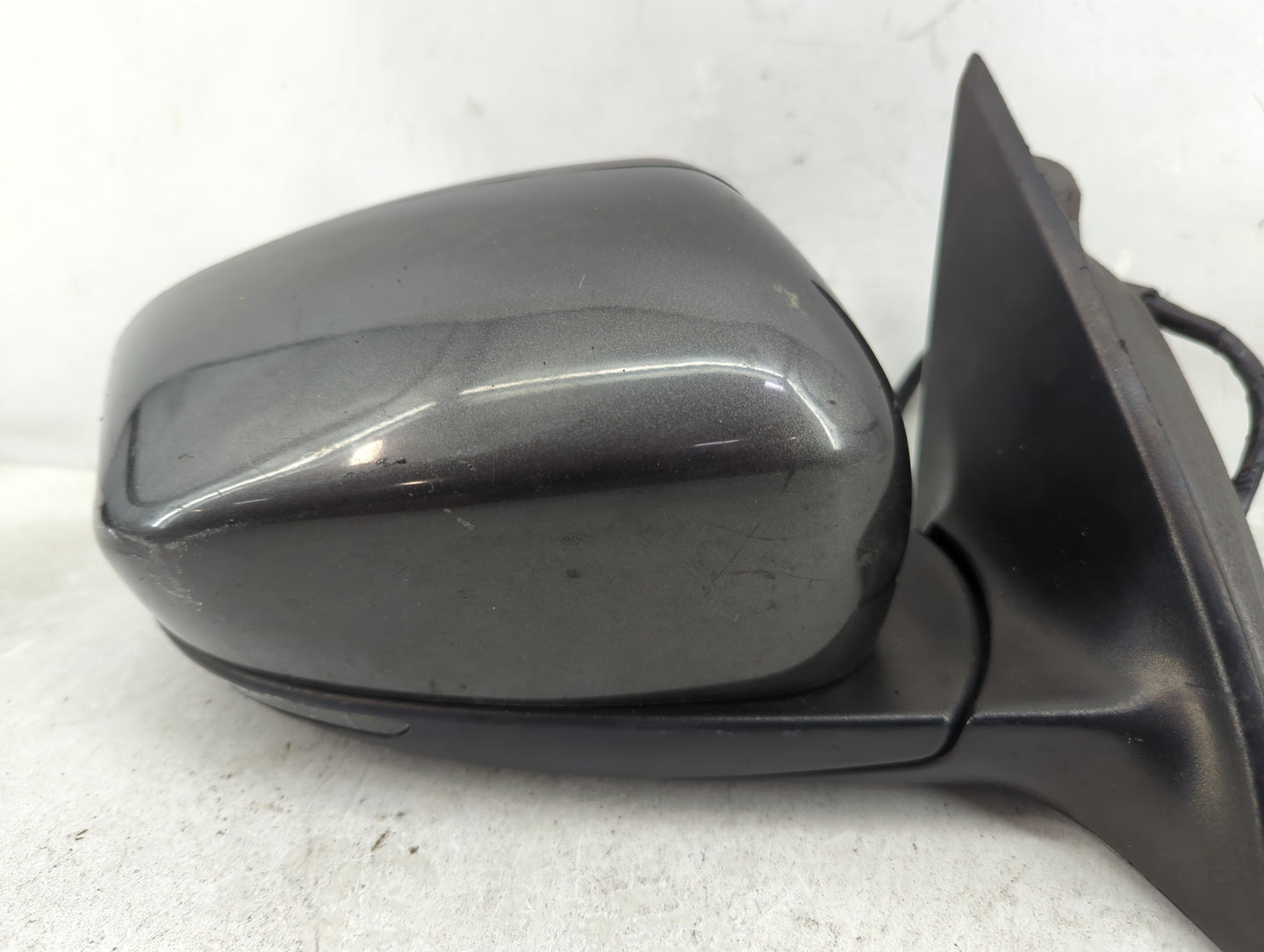 2014-2021 Jeep Cherokee Passenger Side View Mirror - Right Door Mirror OEM Used - Oemusedautoparts1.com