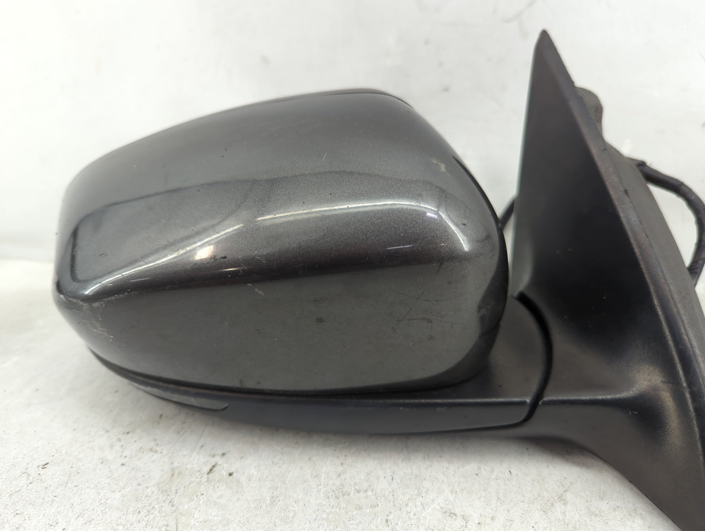 2014-2021 Jeep Cherokee Passenger Side View Mirror - Right Door Mirror OEM Used - Oemusedautoparts1.com