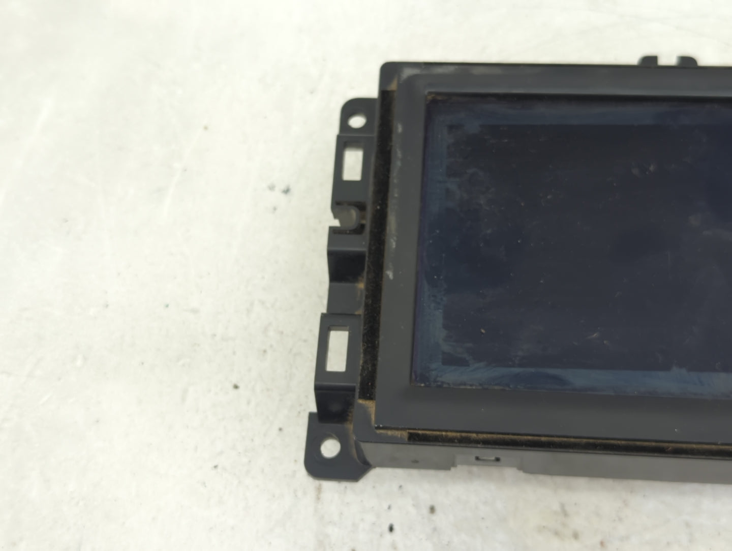 2020 Jeep Cherokee Information Display Screen - Oemusedautoparts1.com
