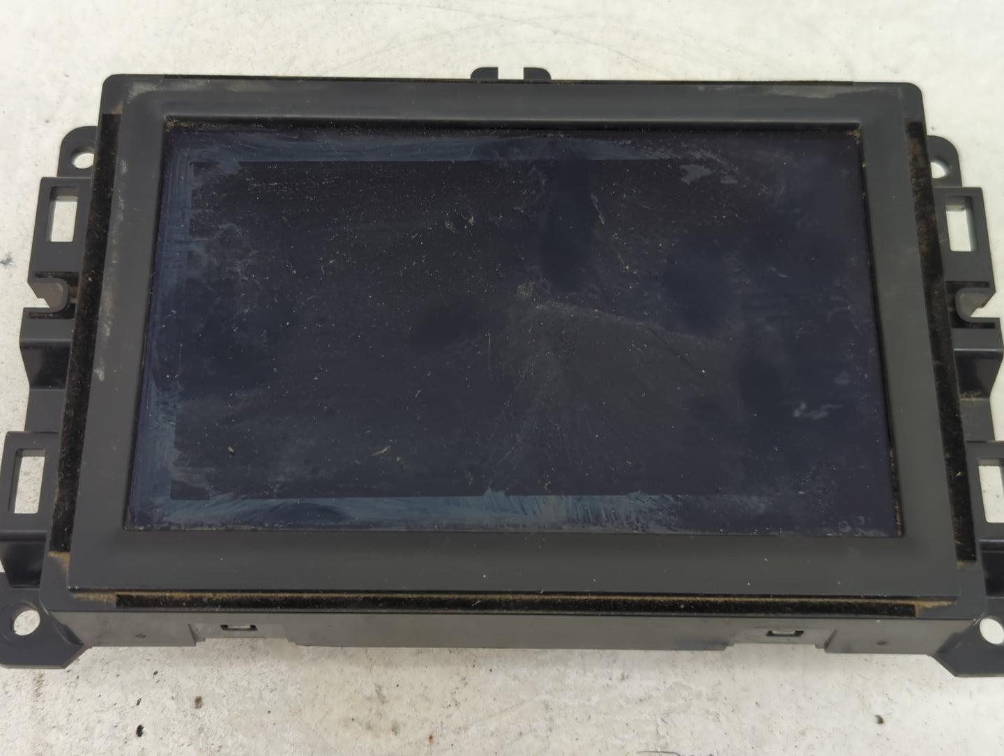 2020 Jeep Cherokee Information Display Screen - Oemusedautoparts1.com