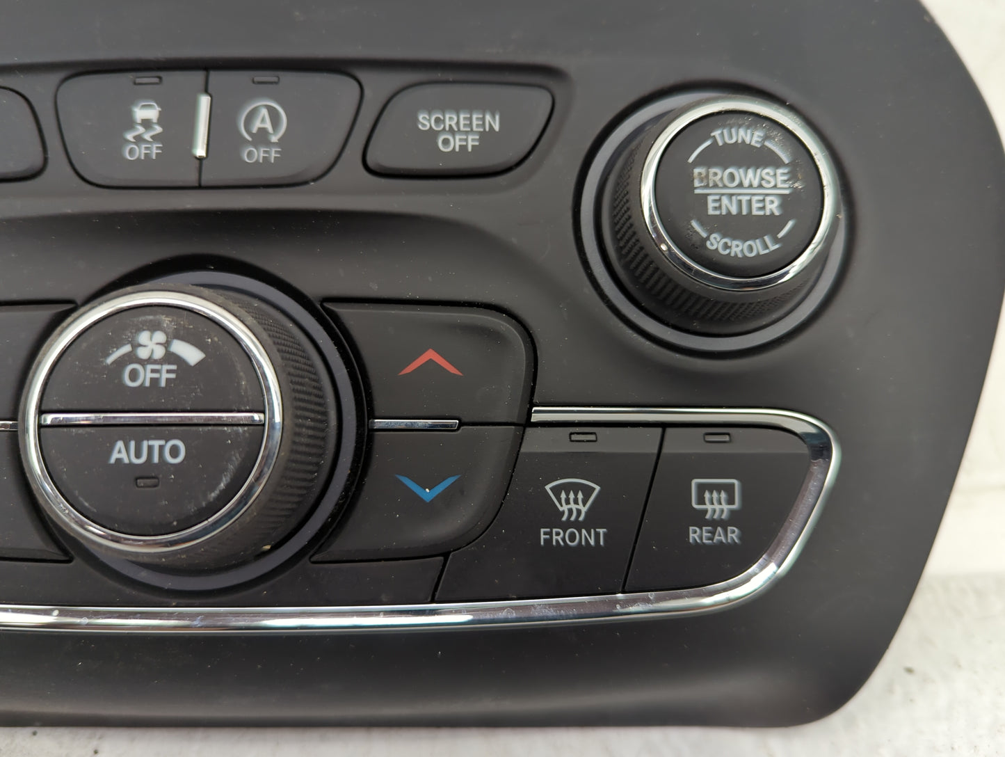 2019-2022 Jeep Cherokee Climate Control Module Temperature AC/Heater Replacement P/N:68285942AE Fits Fits 2019 2020 2021 202
