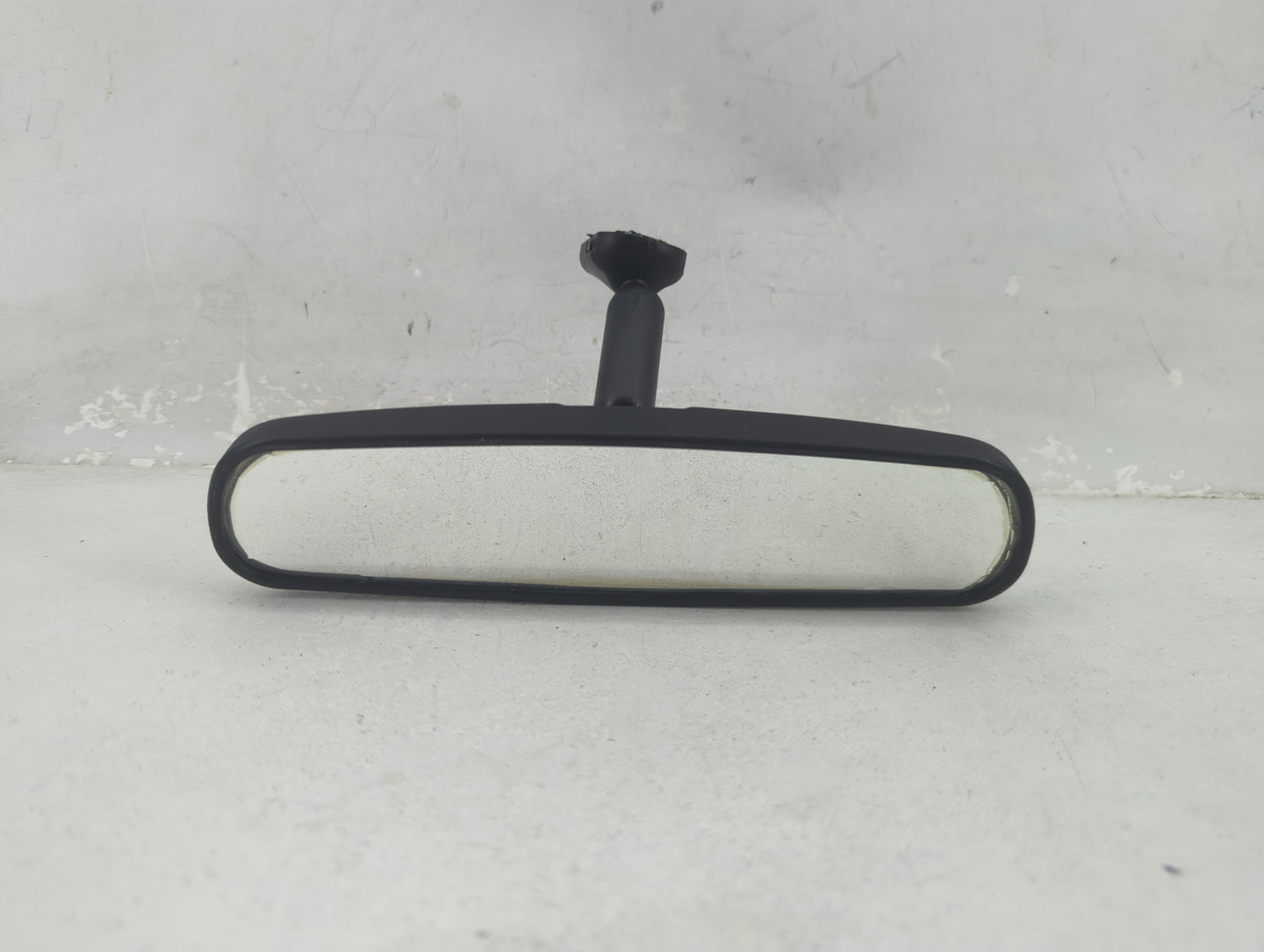 2020 Jeep Cherokee Interior Rear View Mirror Replacement OEM Fits OEM Used Auto Parts - Oemusedautoparts1.com