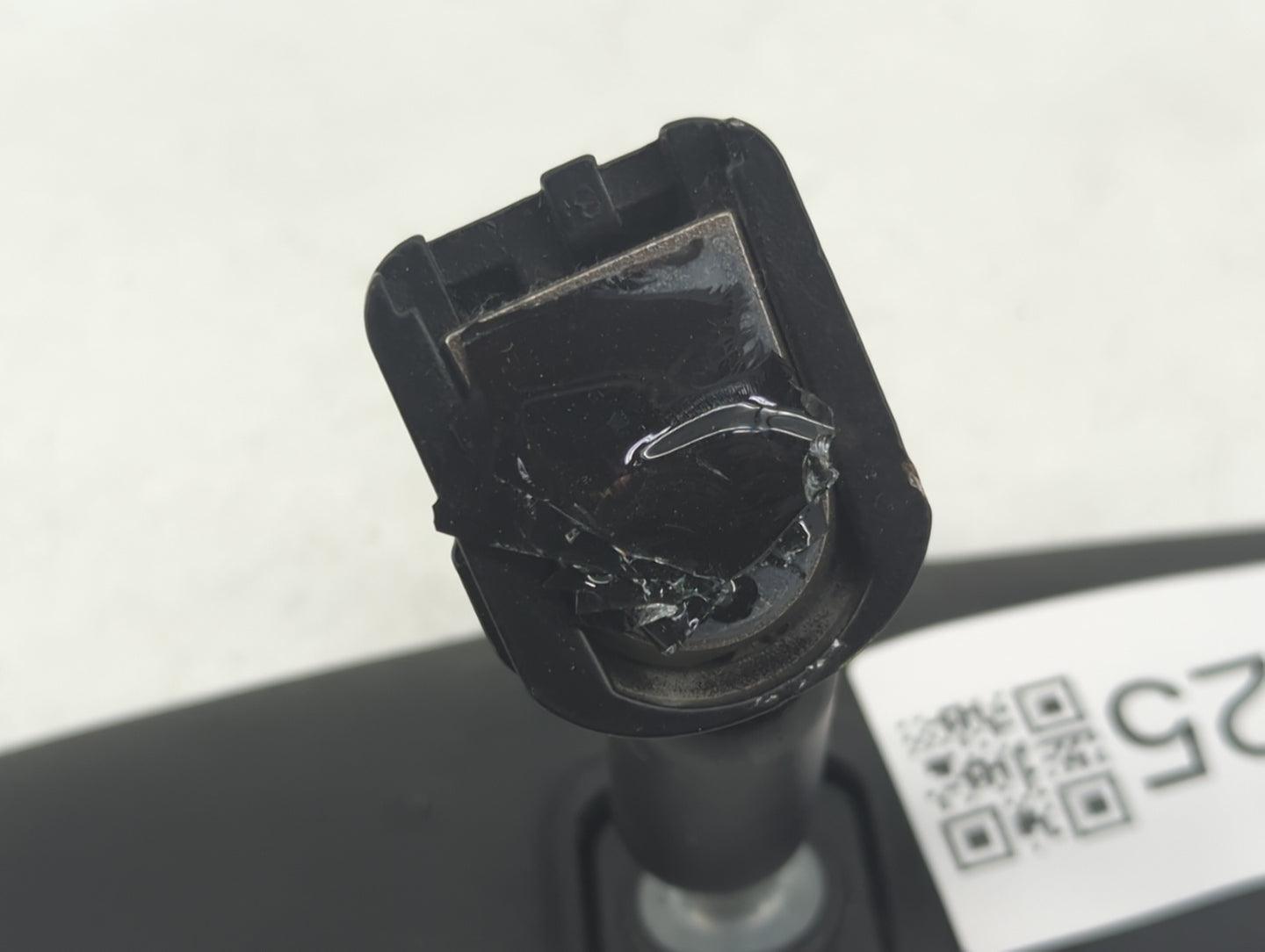 2020 Jeep Cherokee Interior Rear View Mirror Replacement OEM Fits OEM Used Auto Parts - Oemusedautoparts1.com