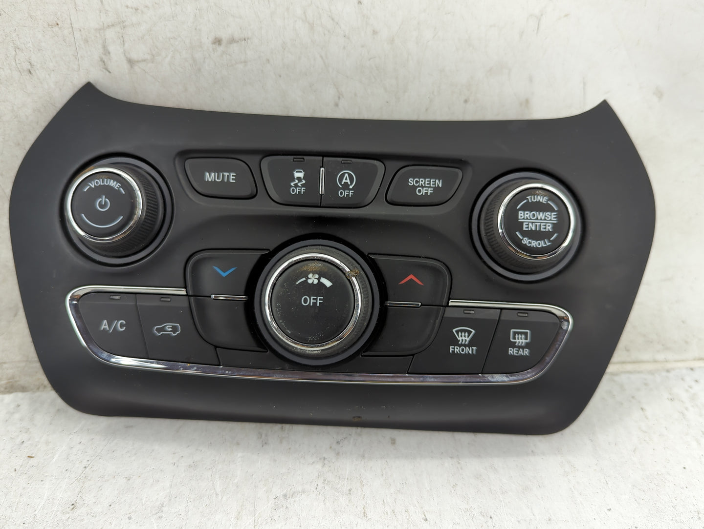 2019-2022 Jeep Cherokee Climate Control Module Temperature AC/Heater Replacement P/N:68285938AE Fits Fits 2019 2020 2021 202
