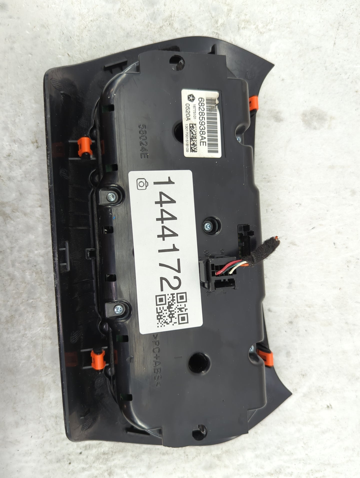 2019-2022 Jeep Cherokee Climate Control Module Temperature AC/Heater Replacement P/N:68285938AE Fits Fits 2019 2020 2021 202