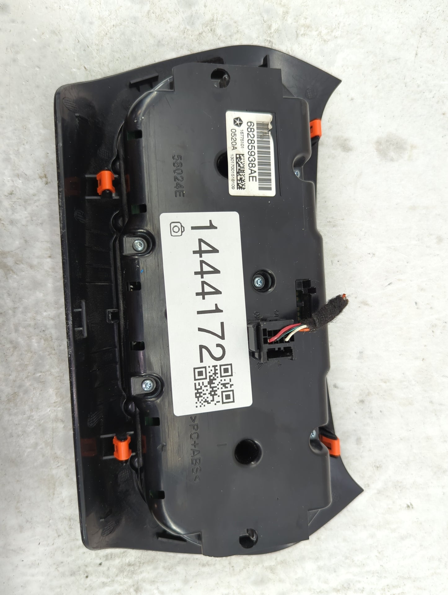 2019-2022 Jeep Cherokee Climate Control Module Temperature AC/Heater Replacement P/N:68285938AE Fits Fits 2019 2020 2021 202