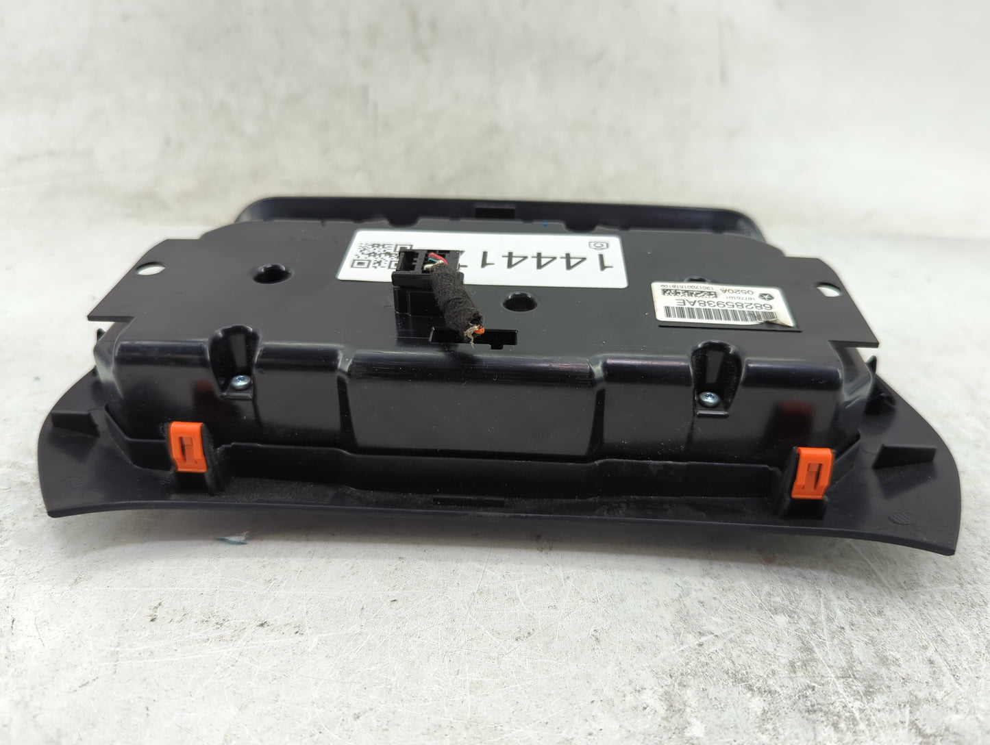 2019-2022 Jeep Cherokee Climate Control Module Temperature AC/Heater Replacement P/N:68285938AE Fits Fits 2019 2020 2021 202