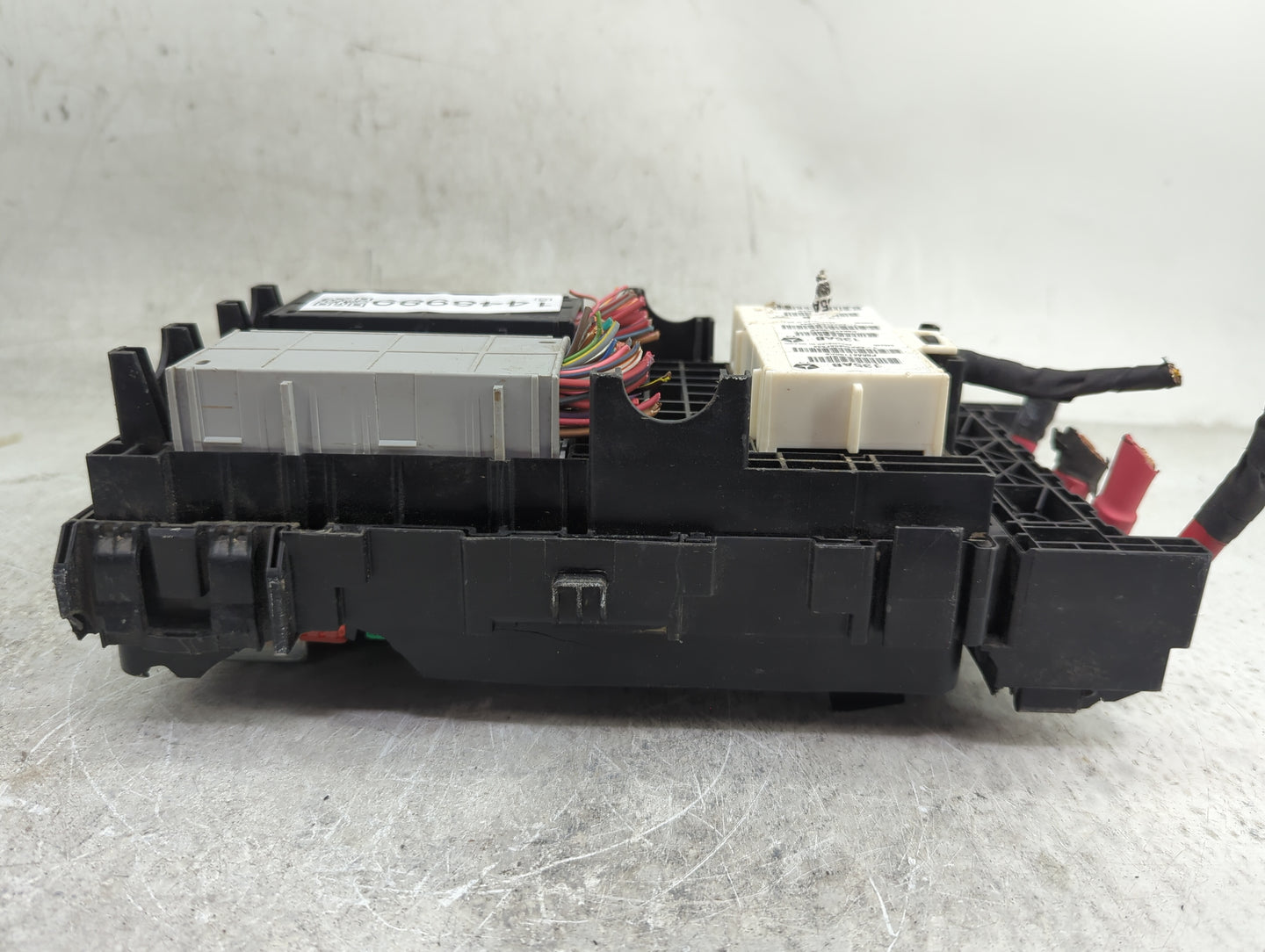 2020-2021 Jeep Cherokee Fusebox Fuse Box Relay Module Tipm - Oemusedautoparts1.com