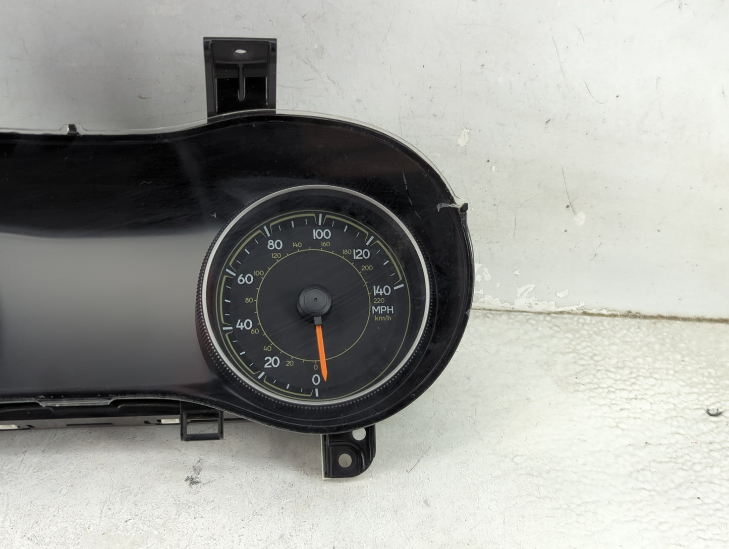 2020 Jeep Cherokee Instrument Cluster Speedometer Gauges P/N:P68432299AD A2C80949600 Miles: Fits OEM Used Auto Parts - Oemus