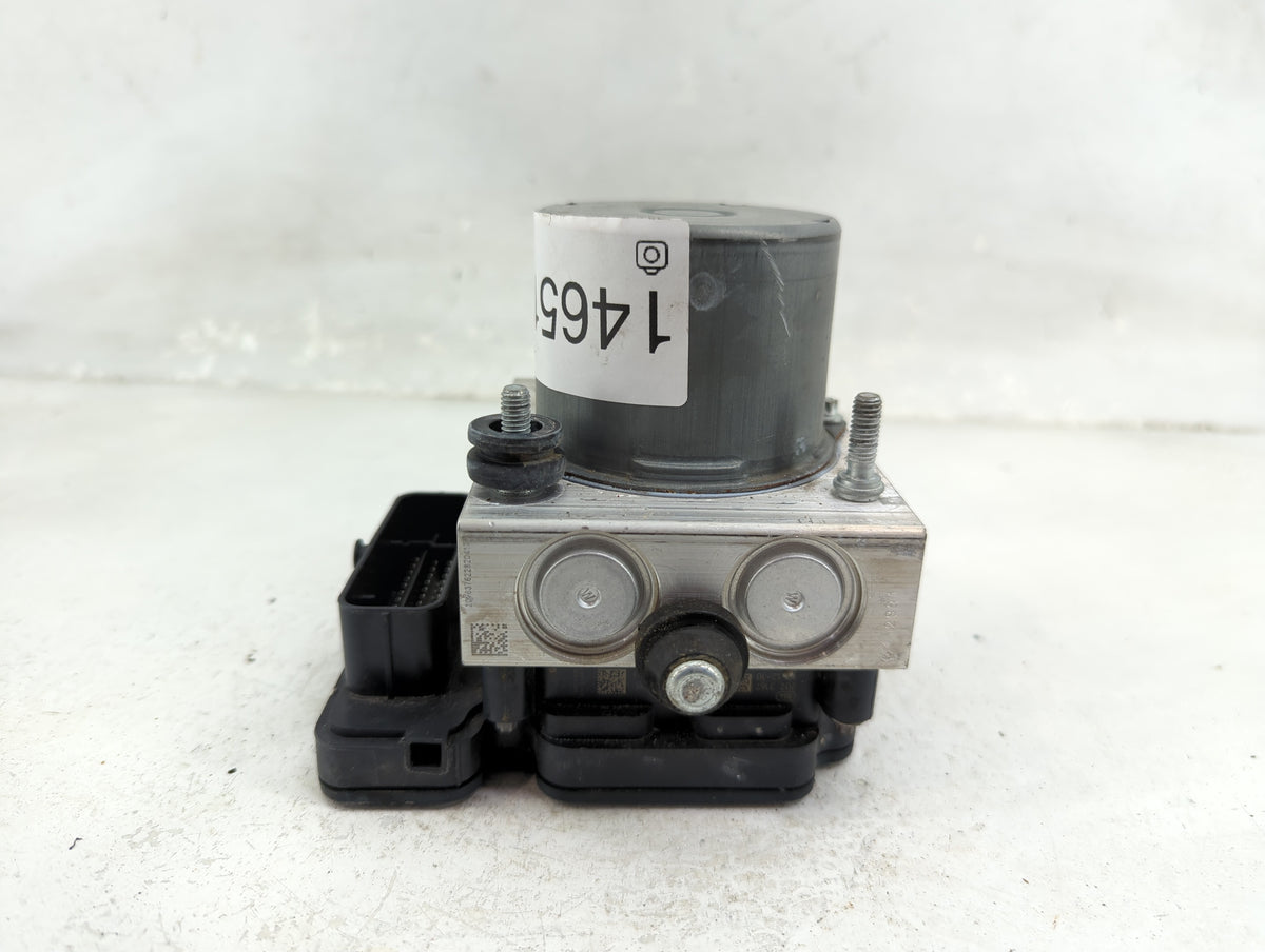 2020 Jeep Cherokee Anti-Lock Brake ABS Pump Module Actuator OEM P/N:P68466260AB 68466260AB Fits OEM Used Auto Parts - Oemuse