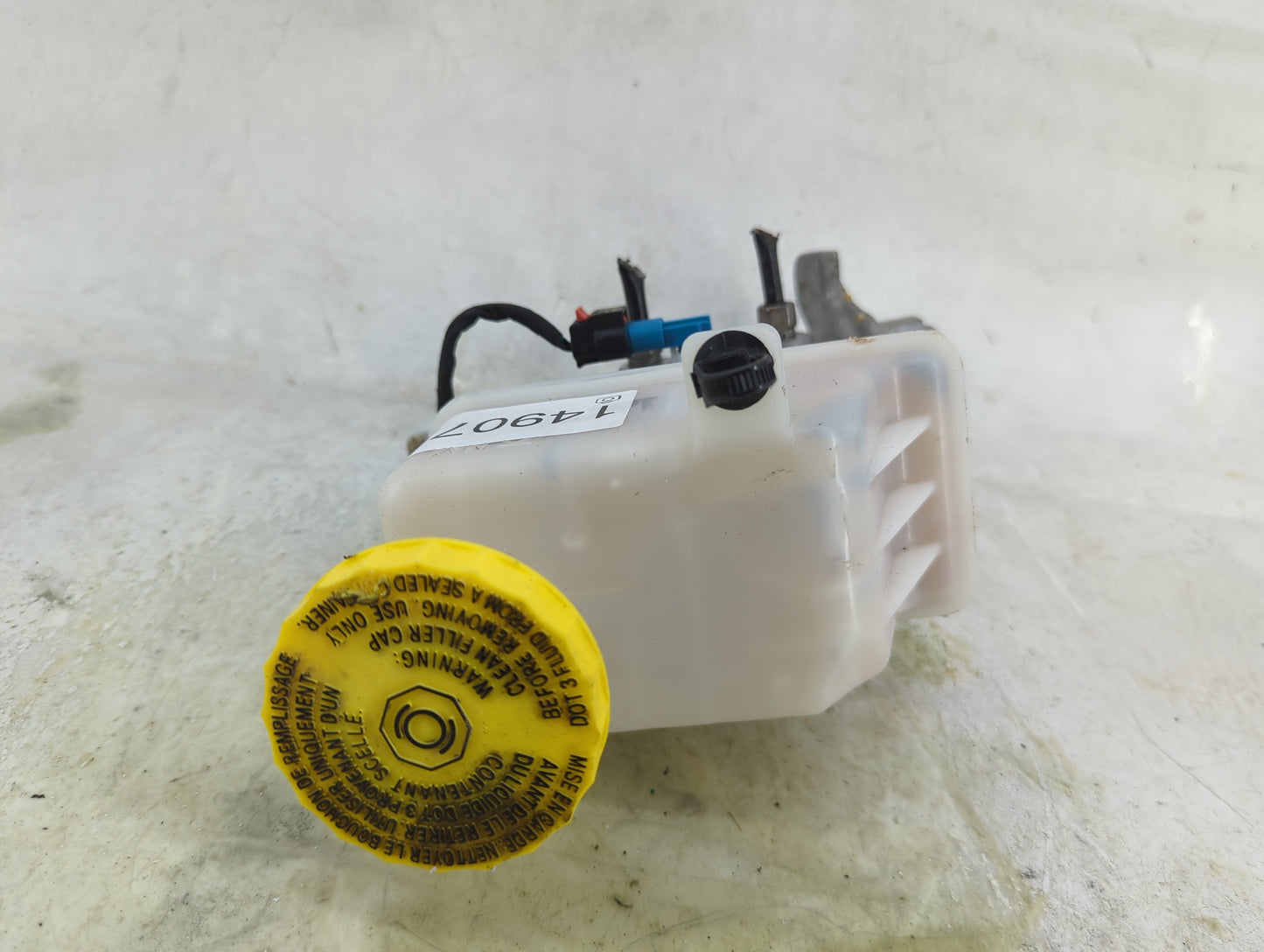 2019-2022 Jeep Cherokee Brake Master Cylinder 1490728 - Oemusedautoparts1.com