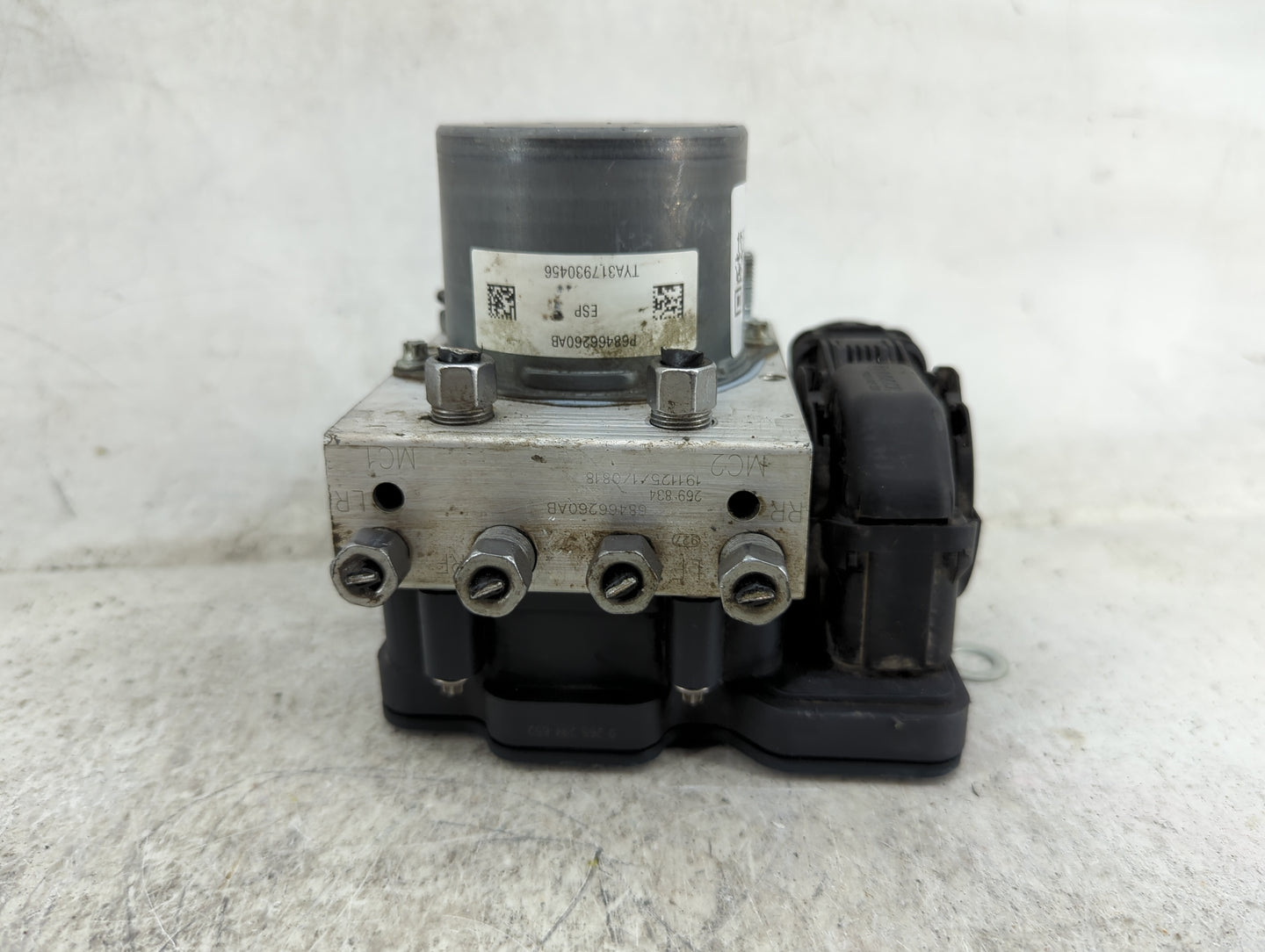 2020 Jeep Cherokee ABS Pump Control Module Replacement P/N:P68496260AB 68496260AB Fits OEM Used Auto Parts - Oemusedautopart