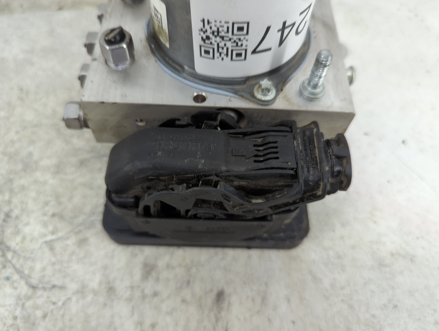 2020 Jeep Cherokee ABS Pump Control Module Replacement P/N:P68496260AB 68496260AB Fits OEM Used Auto Parts - Oemusedautopart