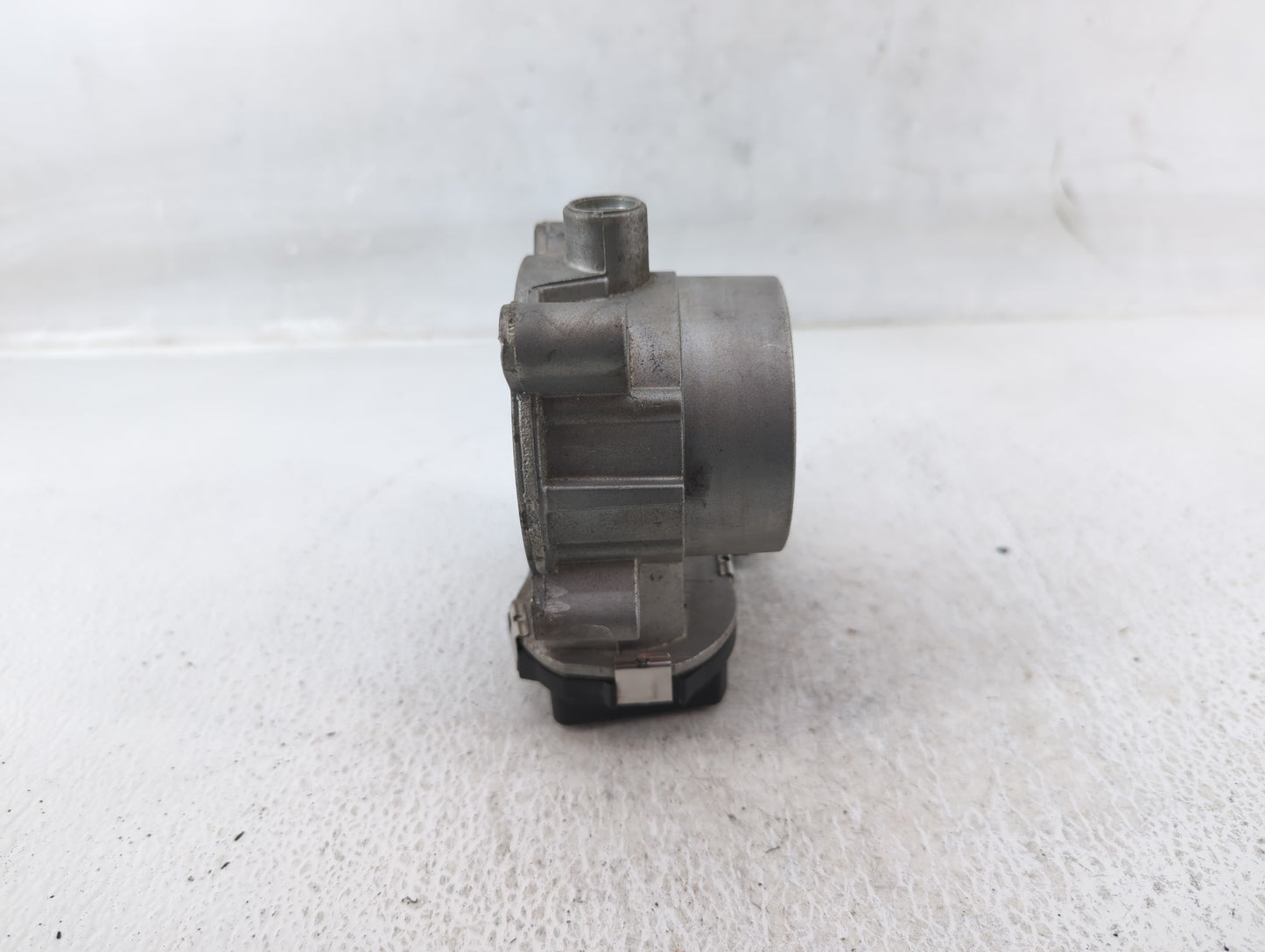 2020-2022 Jeep Cherokee Throttle Body P/N:05281796AC 04891970A Fits Fits 2020 2021 2022 OEM Used Auto Parts - Oemusedautopar