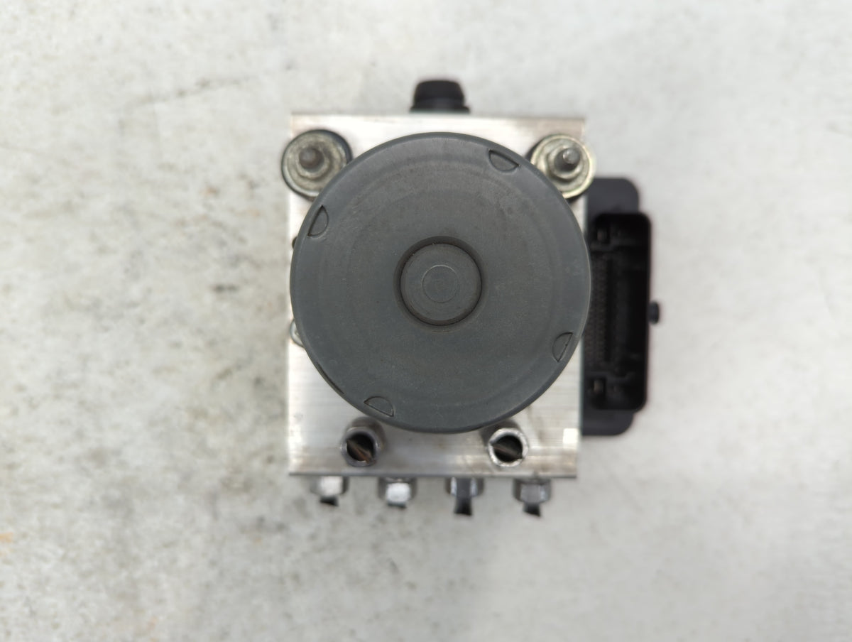 2020 Jeep Cherokee Anti-Lock Brake ABS Pump Module Actuator OEM P/N:68466260AA Fits OEM Used Auto Parts - Oemusedautoparts1.