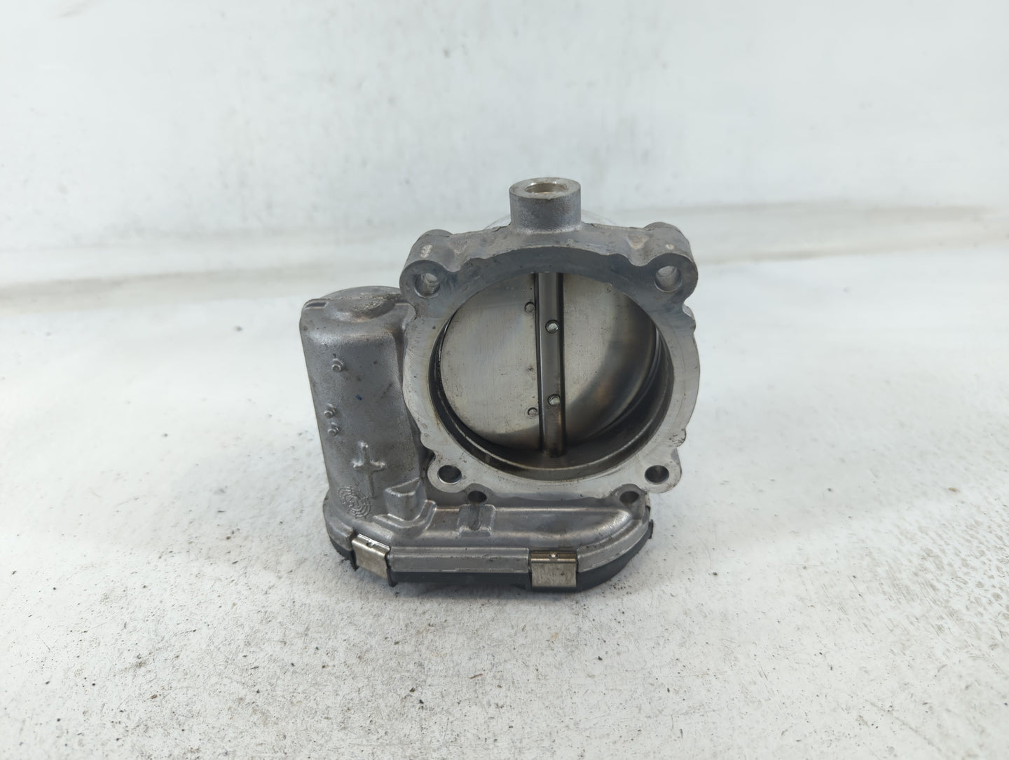 2014-2022 Jeep Cherokee Throttle Body P/N:0 280 750 770 05184349AE Fits OEM Used Auto Parts - Oemusedautoparts1.com