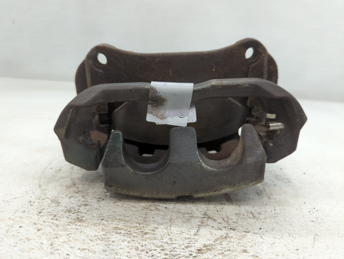 2020 Jeep Cherokee Front Passenger Right Brake Caliper - Oemusedautoparts1.com