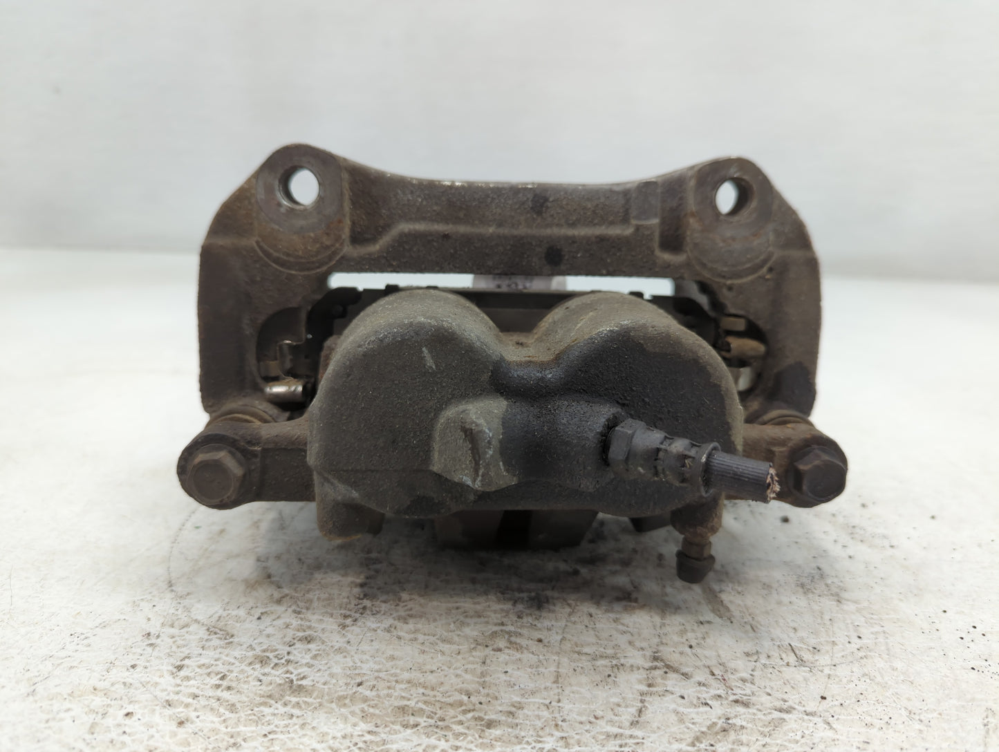 2020 Jeep Cherokee Front Passenger Right Brake Caliper - Oemusedautoparts1.com